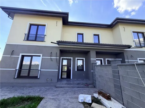 Casă 5 camere Moșnița Nouă - poza 1