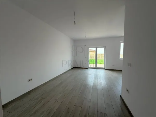 Casă 3 camere Urseni - poza 4