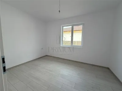 Duplex pe plan - zona linistita - personalizare interioara - foto 8