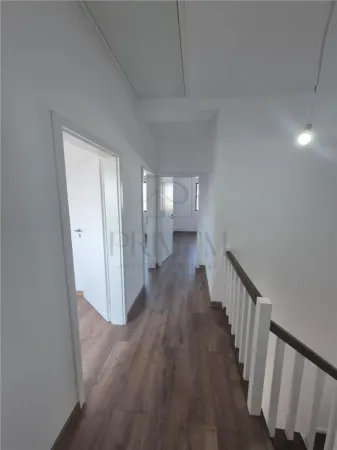 Casă 4 camere Moșnița Nouă - poza 12