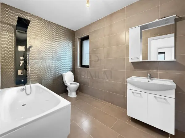 Casă 4 camere Moșnița Nouă - poza 10