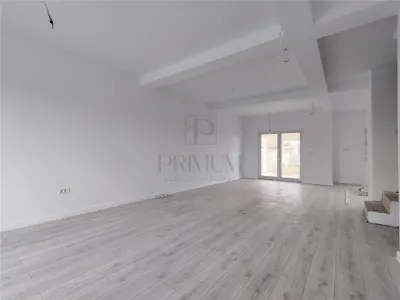 Duplex despartit prin C.T.- teren generos - living mare - foto 5