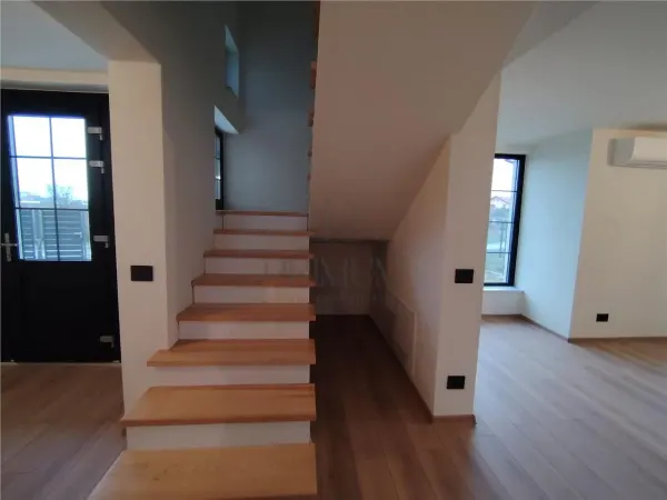 Casă 6 camere Moșnița Nouă - poza 14