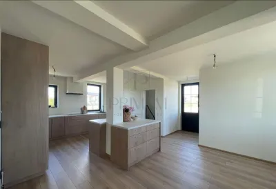 Duplex 6 camere - bucataria mobilata complet - toate utilitatile - 160 mp utili -  separat prin camera tehnică - foto 15