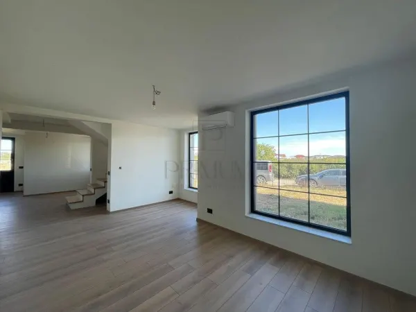 Casă 6 camere Moșnița Nouă - poza 17