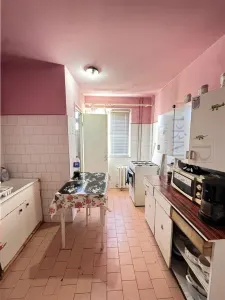 DAMBOVITA - 2 CAMERE - BLOC IZOLAT - ETAJ INTERMEDIAR - DE RENOVAT - foto 3