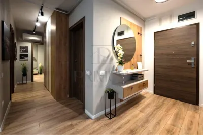 TORONTAL - XCITY - 3 CAMERE - LUX - 2 BAI - 2 BALCOANE - INCALZIRE PARDOSEALA - LOC PARCARE - foto 3