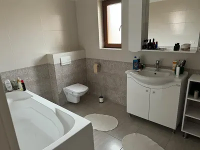 Duplex superb - mobilat - utilat - toate utilitatile - carport. - foto 14