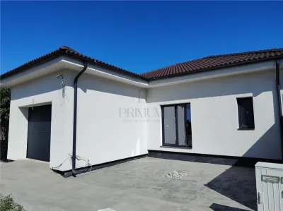 Casa individuala - Asfalt - Garaj - foto 1
