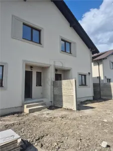 Duplex zona excelenta- langa noul LIDL - finisaje la alegere - spatii generoase - foto 2