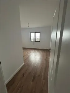 Sag- vatra satului- 4 camere- incalzire in pardoseala- toate utilitatile - foto 5