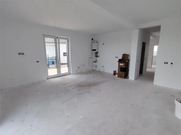 Casă 5 camere Moșnița Nouă - poza 2