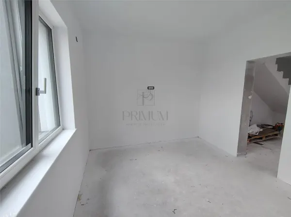 Casă 5 camere Moșnița Nouă - poza 3