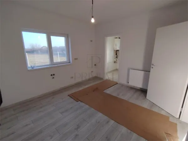 Casă 4 camere Moșnița Nouă - poza 5