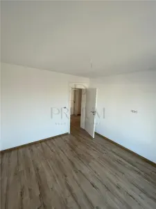 Duplex modern - bucatarie separata - zona in plina dezvoltare - foto 8