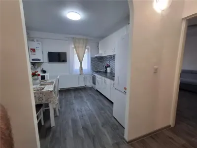 DAMBOVITA - 2 Camere - Parter - Centrala proprie - Termoizolat - foto 6