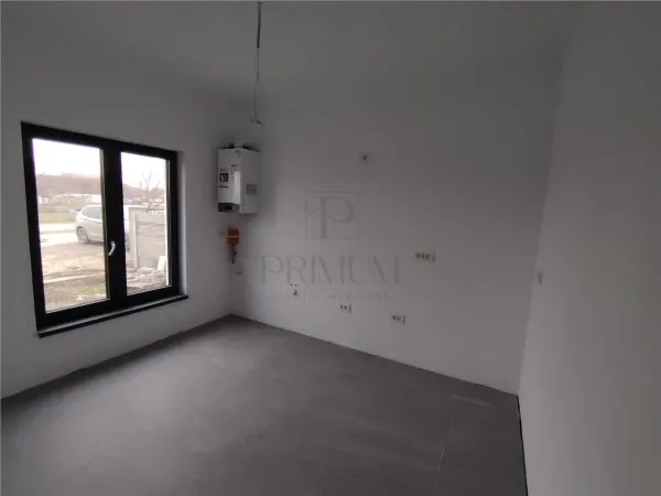 Casă 4 camere Moșnița Nouă - poza 4