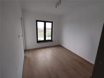 Casă 4 camere Moșnița Nouă - poza 6