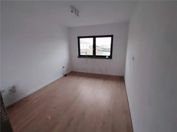 Casă 4 camere Moșnița Nouă - poza 10