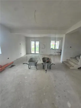 Casă 5 camere Moșnița Nouă - poza 9