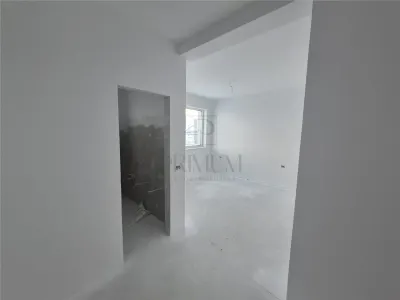 Duplex superb cu 4 dormitoare - teren 330 mp - locatie foarte buna - cartier exclusivist - compartimentare excelenta - foto 15
