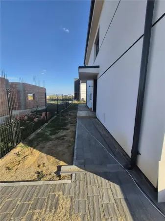 Casă 5 camere Moșnița Nouă - poza 4