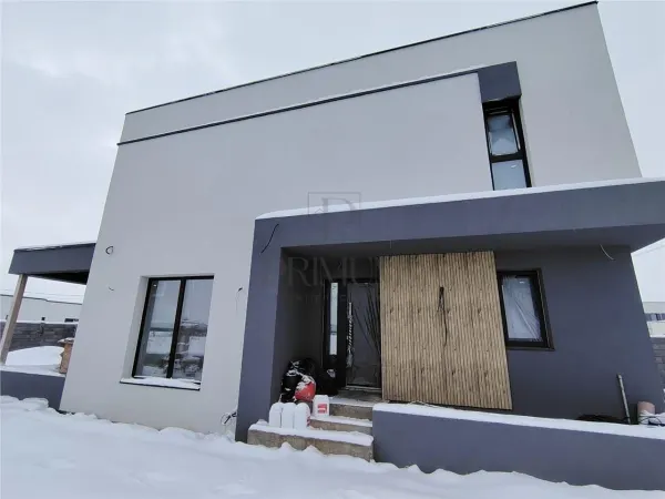 Casă 4 camere Moșnița Nouă - poza 3
