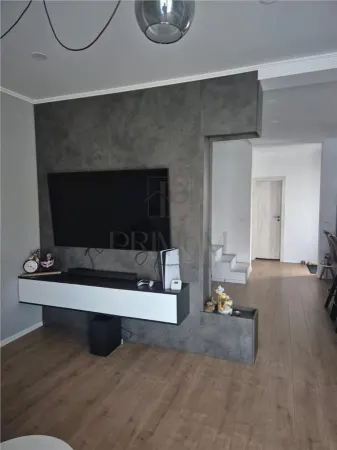 Casă 4 camere Dumbrăvița - poza 11