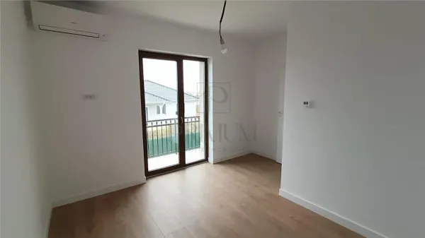 Casă 5 camere Dumbrăvița - poza 2