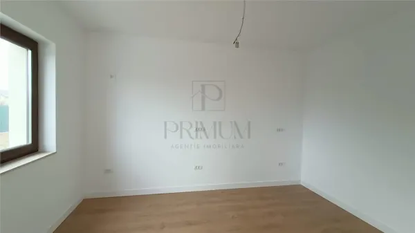Casă 5 camere Dumbrăvița - poza 12