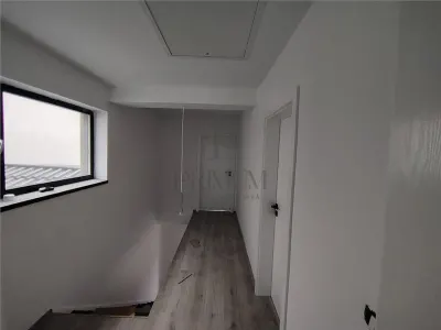 Duplex despartit - finisaje moderne - zona buna - foto 13