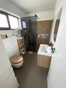 Sacalaz- toate utilitatile- mobilat si utilat - foto 3