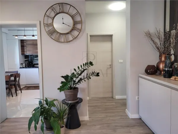 Apartament 4 camere Chișoda - poza 2