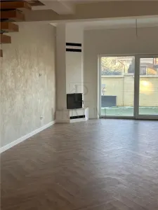Casă 4 camere Dumbrăvița - poza 12