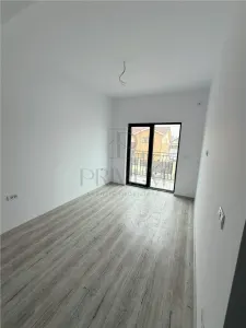 Duplex cu 5 camere - zona centrala - la cheie - foto 2