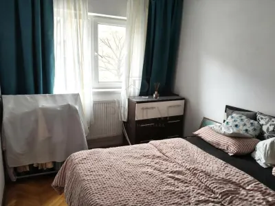 LIPOVEI - 3 CAMERE - 2 BAI - ETAJ 2 - CENTRALA PROPRIE - CLIMA - BOXA - foto 1