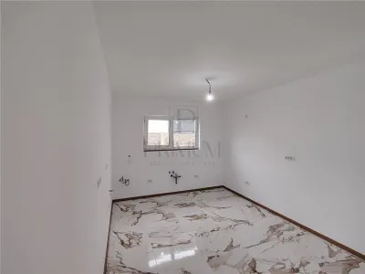 Duplex separat prin dressing - zona usor accesibila - compartimentare practica - foto 6