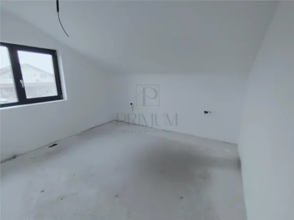 Casă 4 camere Moșnița Nouă - poza 2