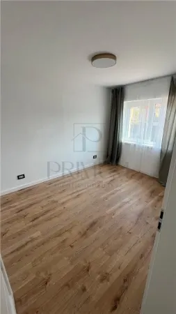 Casă 5 camere Moșnița Nouă - poza 12