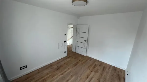 Casă 5 camere Moșnița Nouă - poza 13