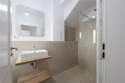 Casa tip Duplex - finisaje premium - asfalt - separat prin casa scarii - foto 12