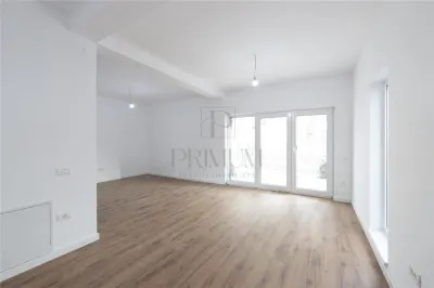 Casa tip Duplex - finisaje premium - asfalt - separat prin casa scarii - foto 4
