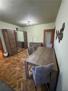 CENTRAL - 2 CAMERE - RENOVAT - MOBILAT - IDEAL INVESTITIE - foto 3
