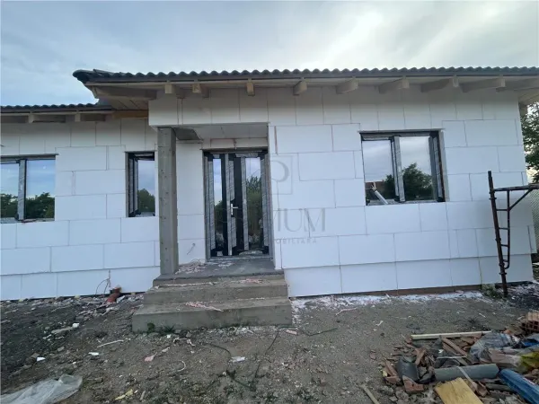 Casă 4 camere Utvin - poza 3
