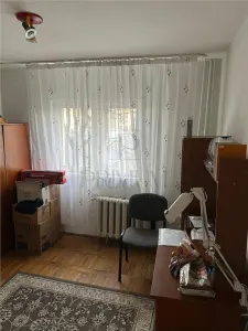 GIROCULUI - ETAJ 2 - BLOC IZOLAT - 3 CAMERE - 2 BAI - foto 9