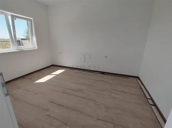 Casă 3 camere Moșnița Veche - poza 4