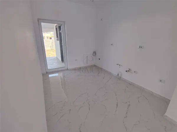 Casă 3 camere Moșnița Veche - poza 6