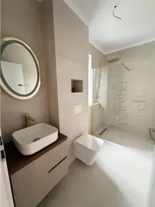 Casa superba - zona centrala - curte amenajata - camere video - foto 11