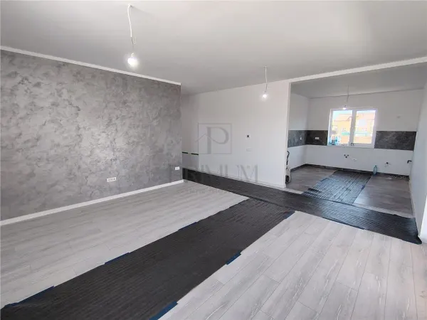 Casă 4 camere Moșnița Nouă - poza 2