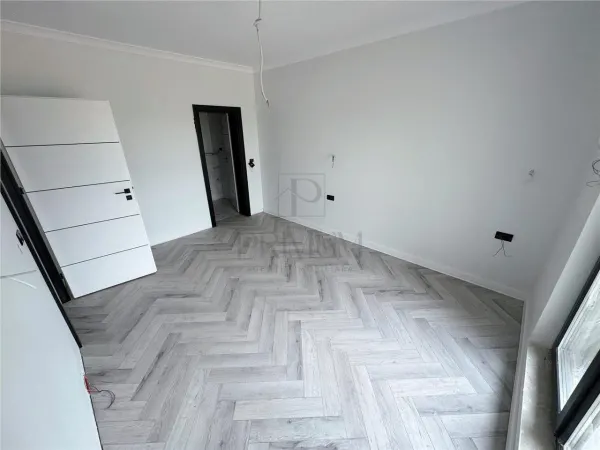 Casă 3 camere Moșnița Nouă - poza 4